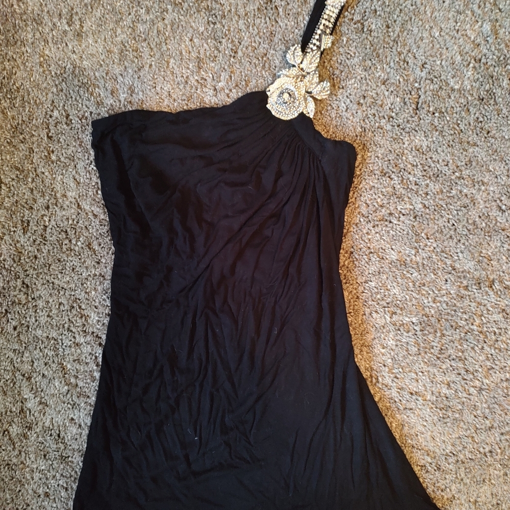 Sky Brand rhinestone one shoulder flower top size small